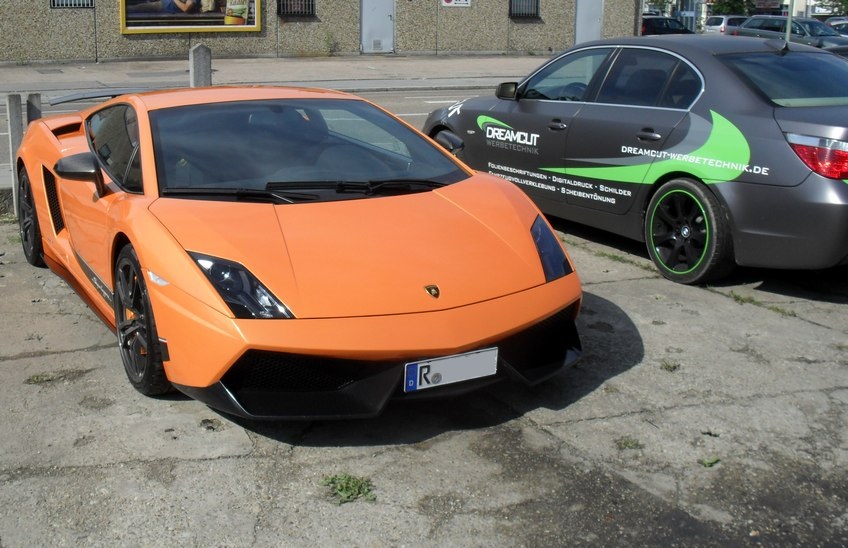 Professionelle Autoaufbereitung im Raum Regensburg